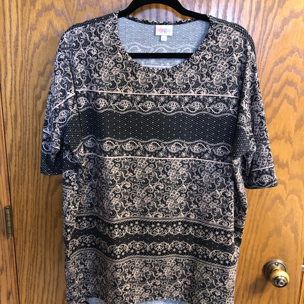 LuLaRoe M Irma